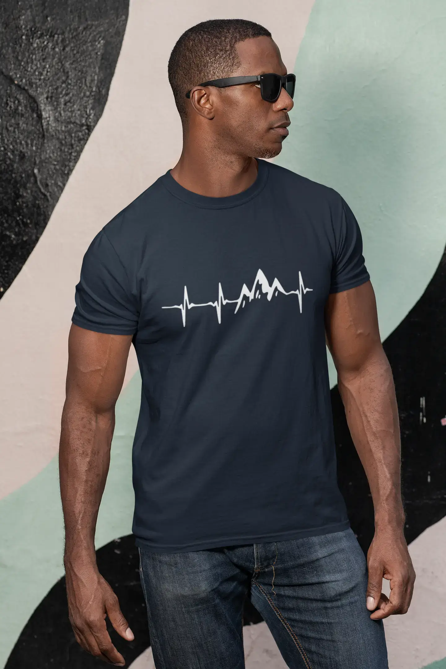 ULTRABASIC - Graphic Printed Men's Mountain Heartbeat T-Shirt White