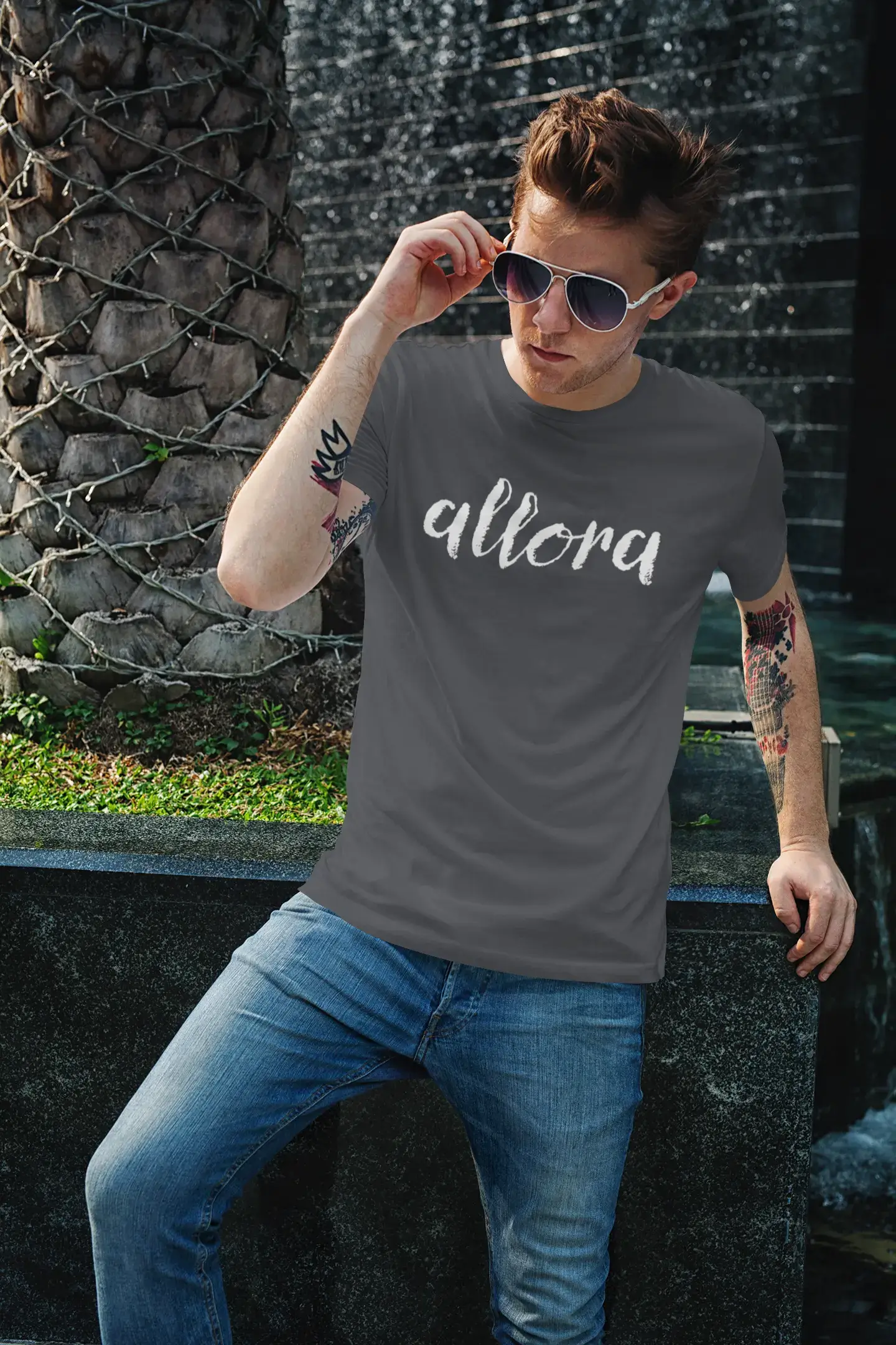 ULTRABASIC - Graphic Printed Men's Allora T-Shirt Royal Blue