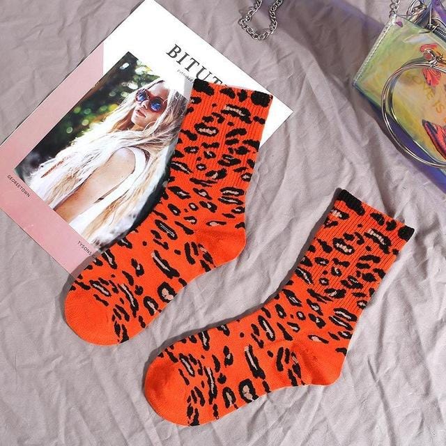 Jeseca Women Fashion Leopard Print Socks Winter Warm Harajuku Retro Vintage Sock for Girls Christmas Gift 2019 Autumn Sales Hot