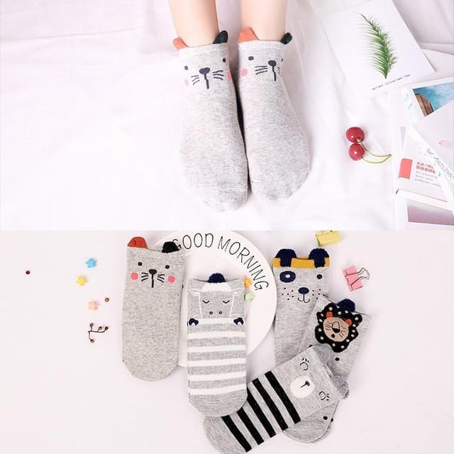 5Pairs New Arrivl Women Cotton Socks Pink Cute Cat Ankle Socks Short Women Socks Casual Animal Ear Red Heart Gril Socks 35-40