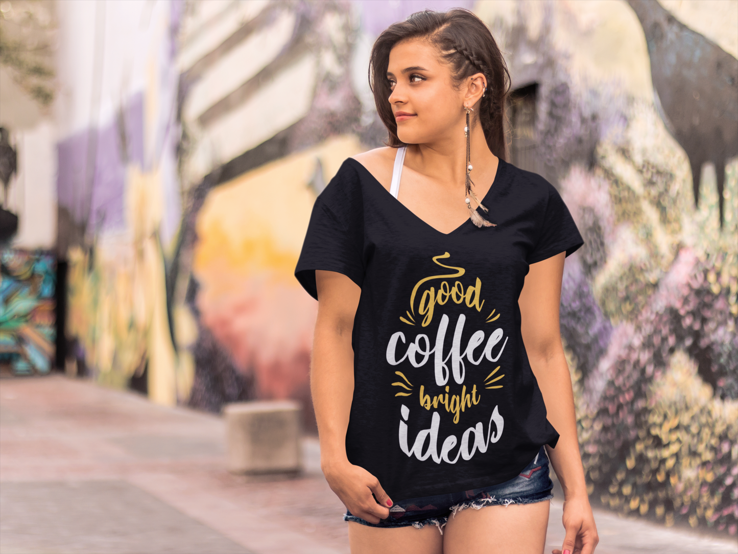 ULTRABASIC Women's T-Shirt Good Coffee Bright Ideas - First Coffee - Vintage